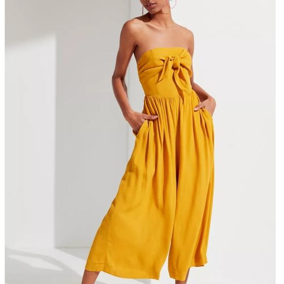 UO Candy Tie-Front Strapless Jumpsuit Cropped Wide Leg Mustard S 70s - Picture 1 of 14